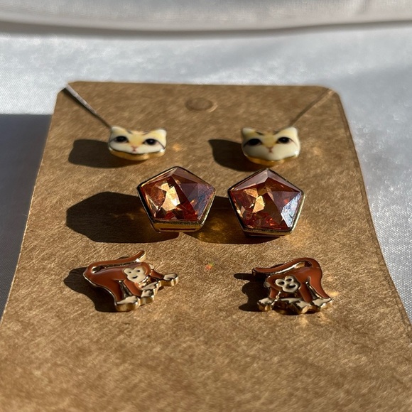 Cat got the Monkey Earrings set (3) - Picture 10 of 11